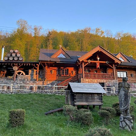 Вилла Koliba U Rytiera Зволен Экстерьер фото